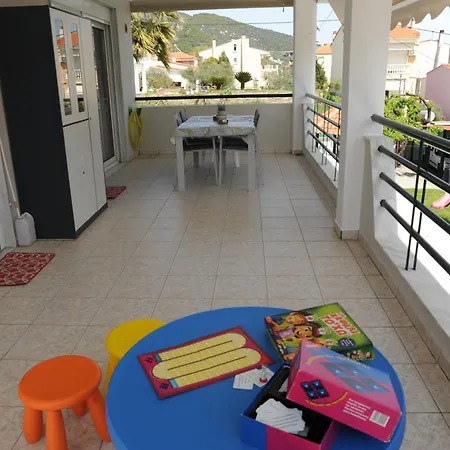 Nautilus 1st Floor Kır Evi Nea Iraklitsa